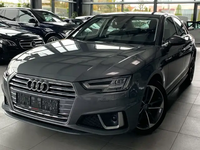 Audi A4 35 TFSI S tronic S Line MMI Plus LED