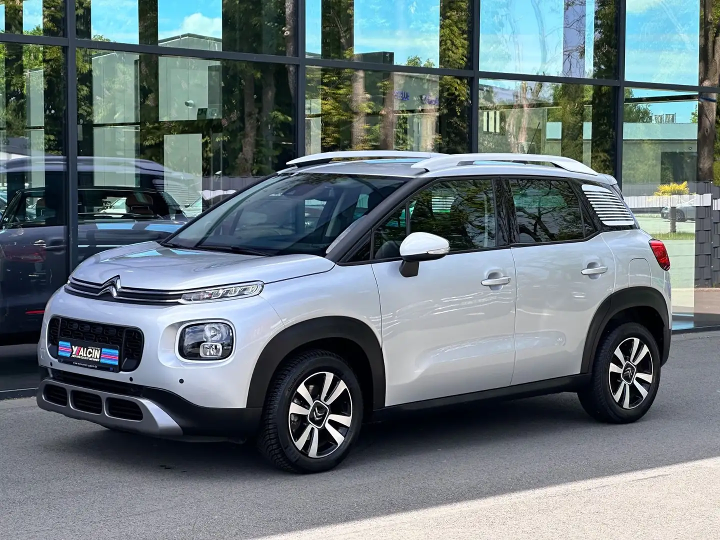 Citroen C3 Aircross PureTech 130 Stop&Start Shine 2.H/NA Grau - 2