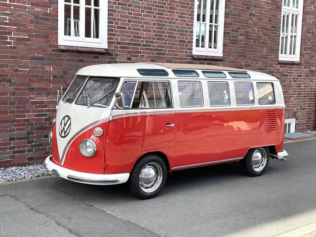 Volkswagen T1 Samba 21-Fenster *** Made in Germany!