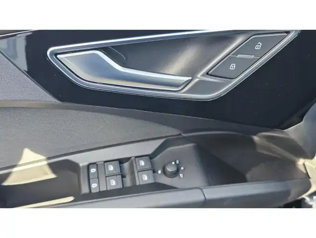 Audi Q4 E-Tron view 29
