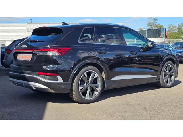 Audi Q4 E-Tron view 3