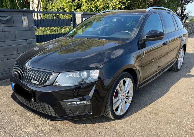 Imagine Skoda Octavia Octavia Combi 2.0 TDI (Green tec) RS