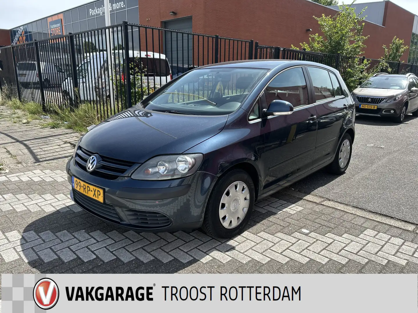 Volkswagen Golf Plus 1.6 Turijn | Inruilkoopje | APK TOT 13-07-2025 | C Grijs - 1