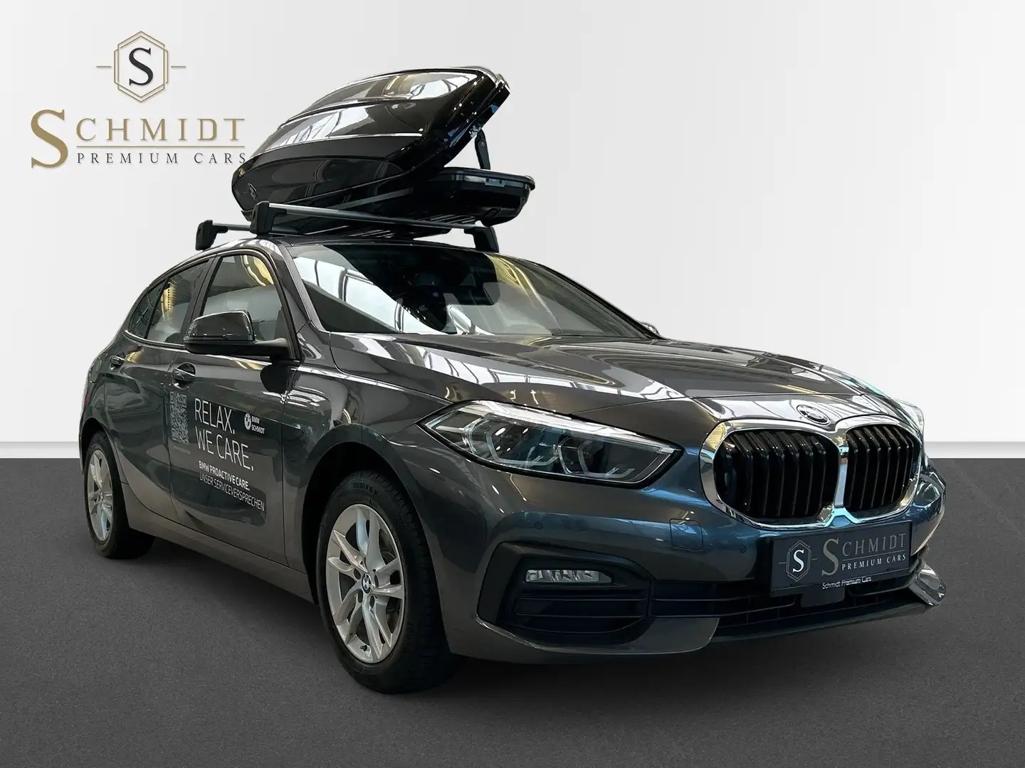 BMW 118 i Advantage (Preis ohne Zubehör) Grau - 2