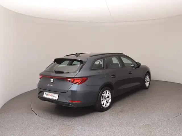 Seat Leon Leon view 4