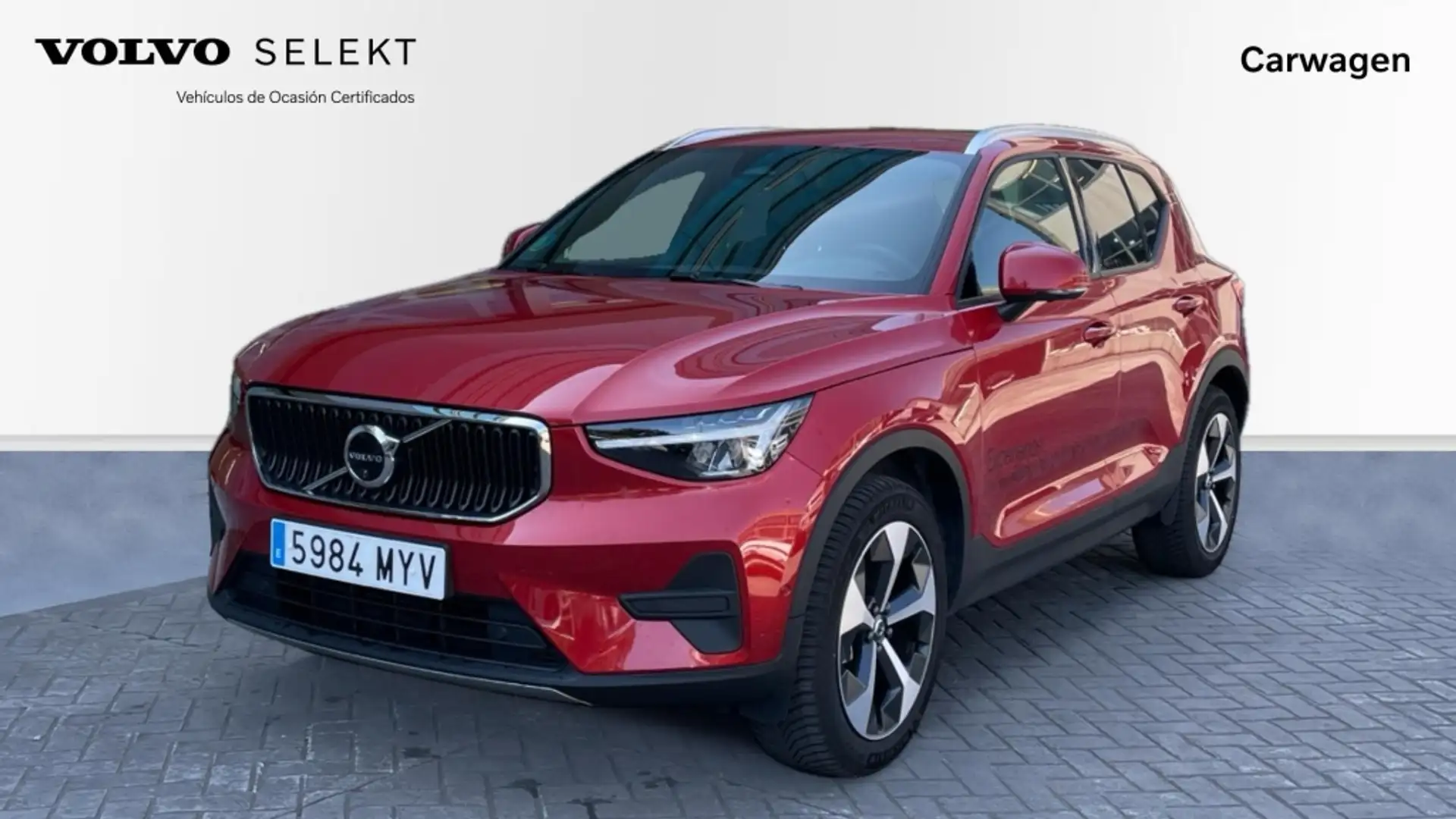 Volvo XC40 B3 Core Aut. Rood - 1