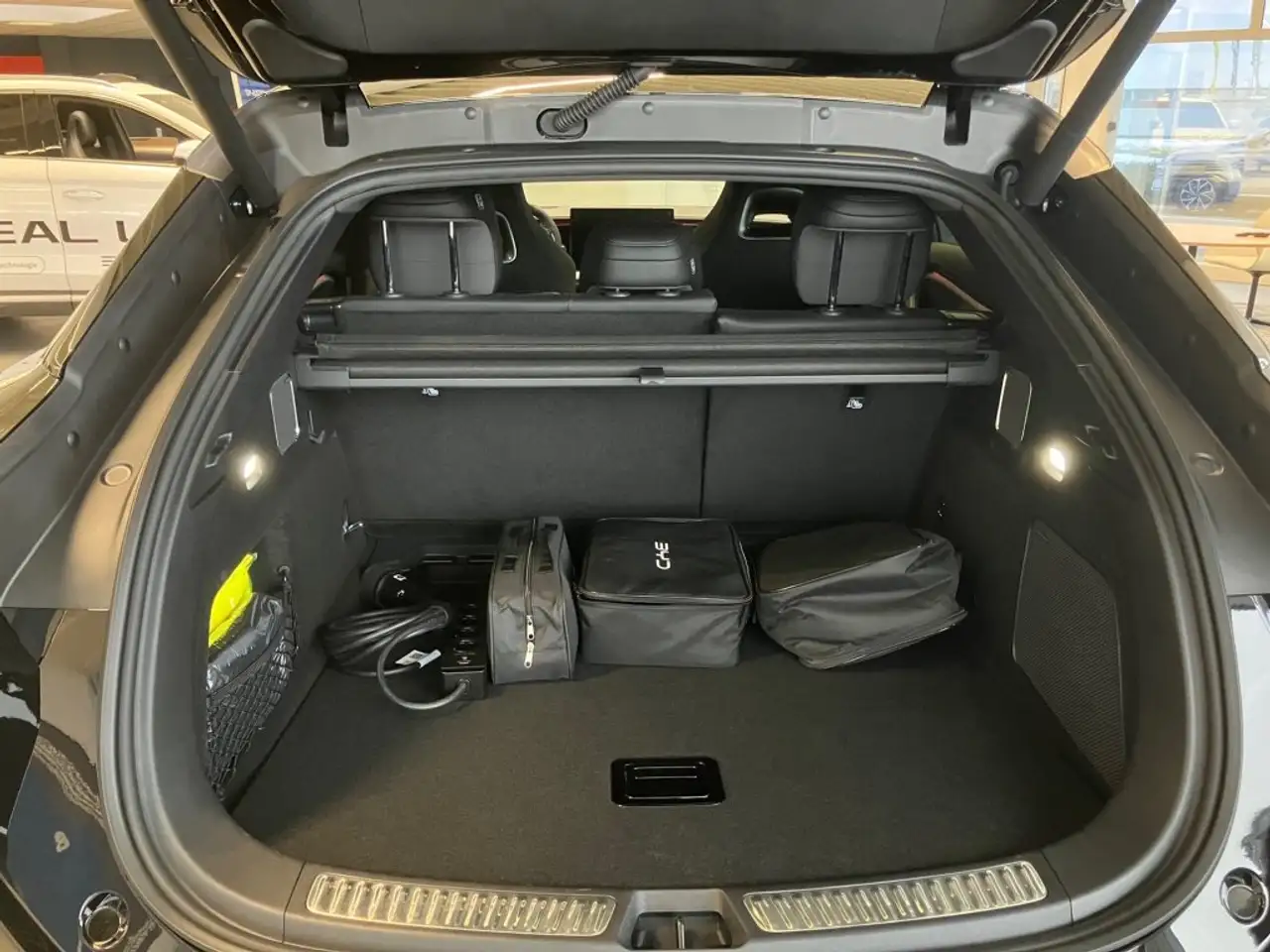 BYD SEALION 7