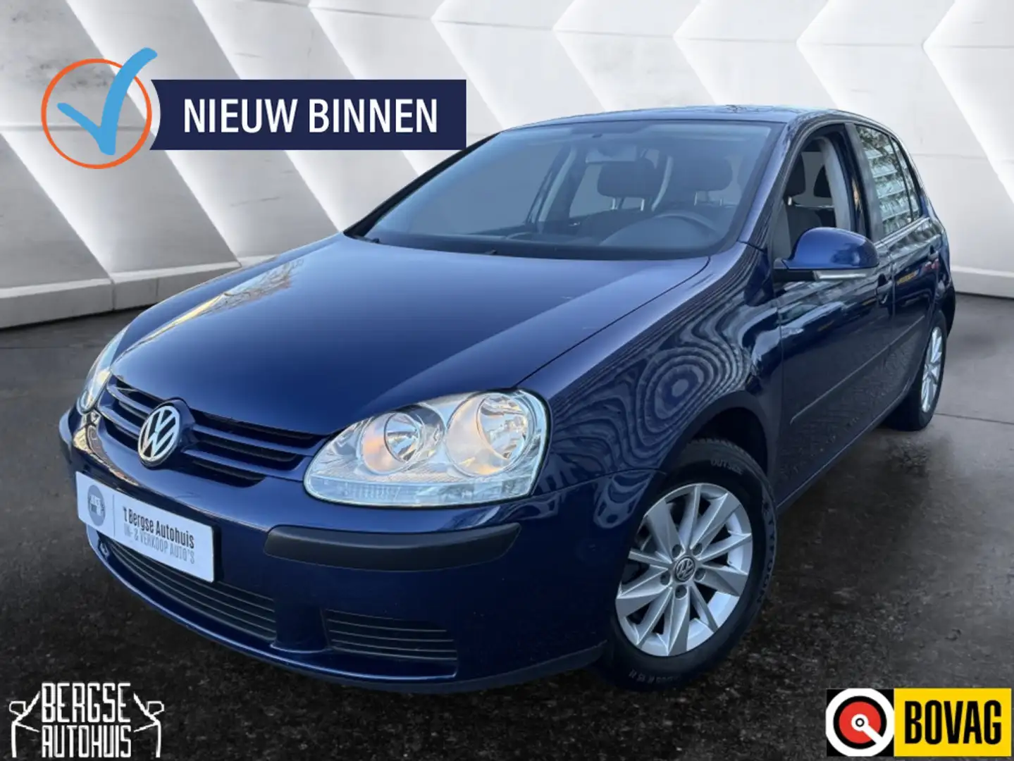 Volkswagen Golf 1.6 FSI Trendline Aut Cruise Airco Carplay Blau - 1