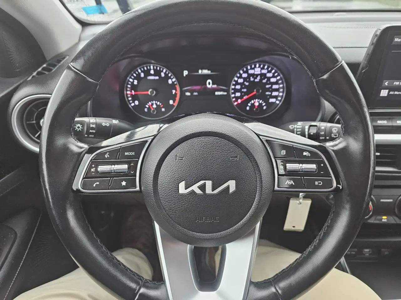 Kia Forte снимка Kia Forte