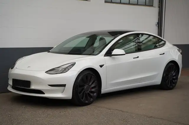 Tesla Model 3 Performance *innen weiß*1.Hd.*unfallfrei