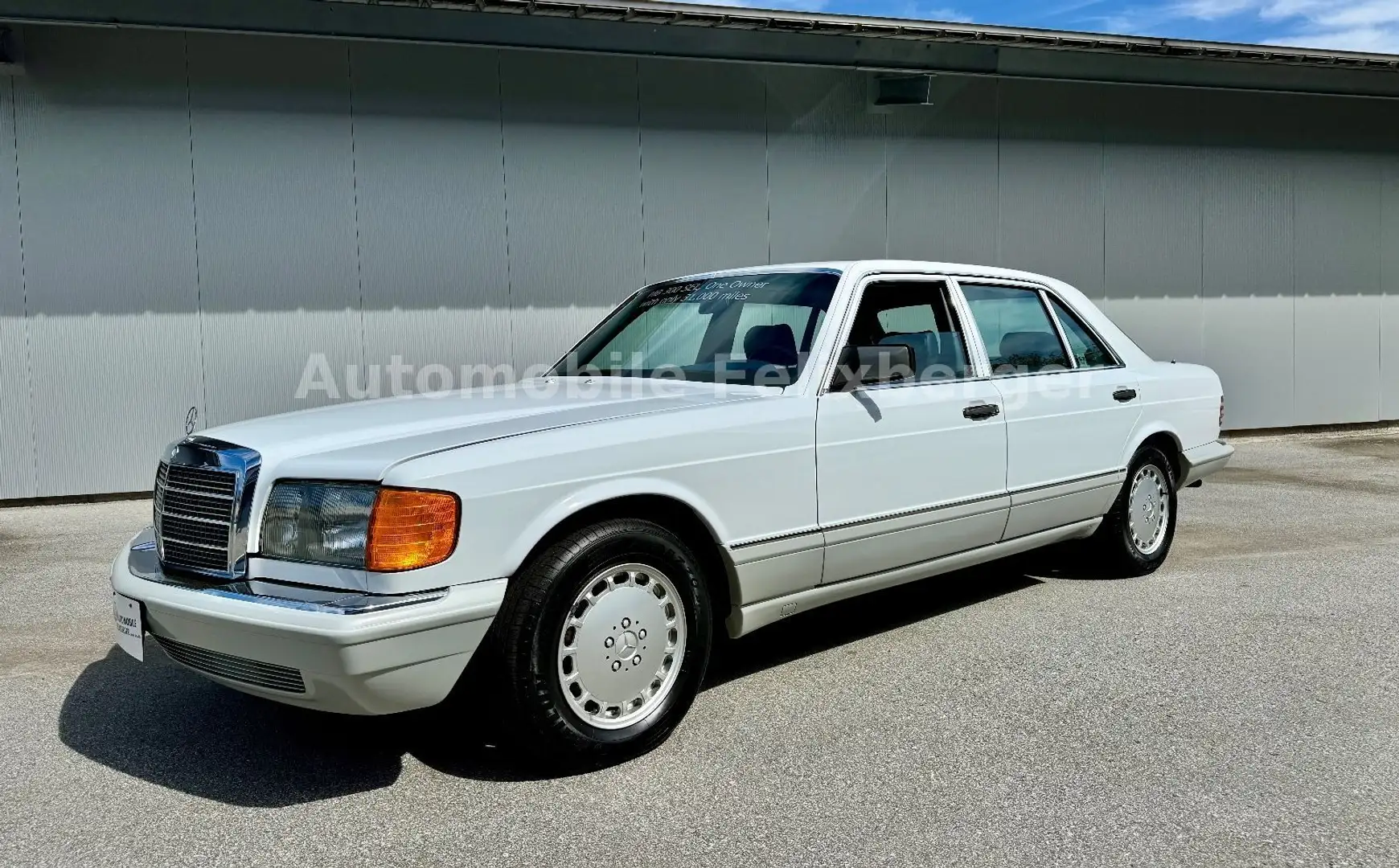 Mercedes-Benz 300 SEL one owner only 31000 miles Bianco - 2