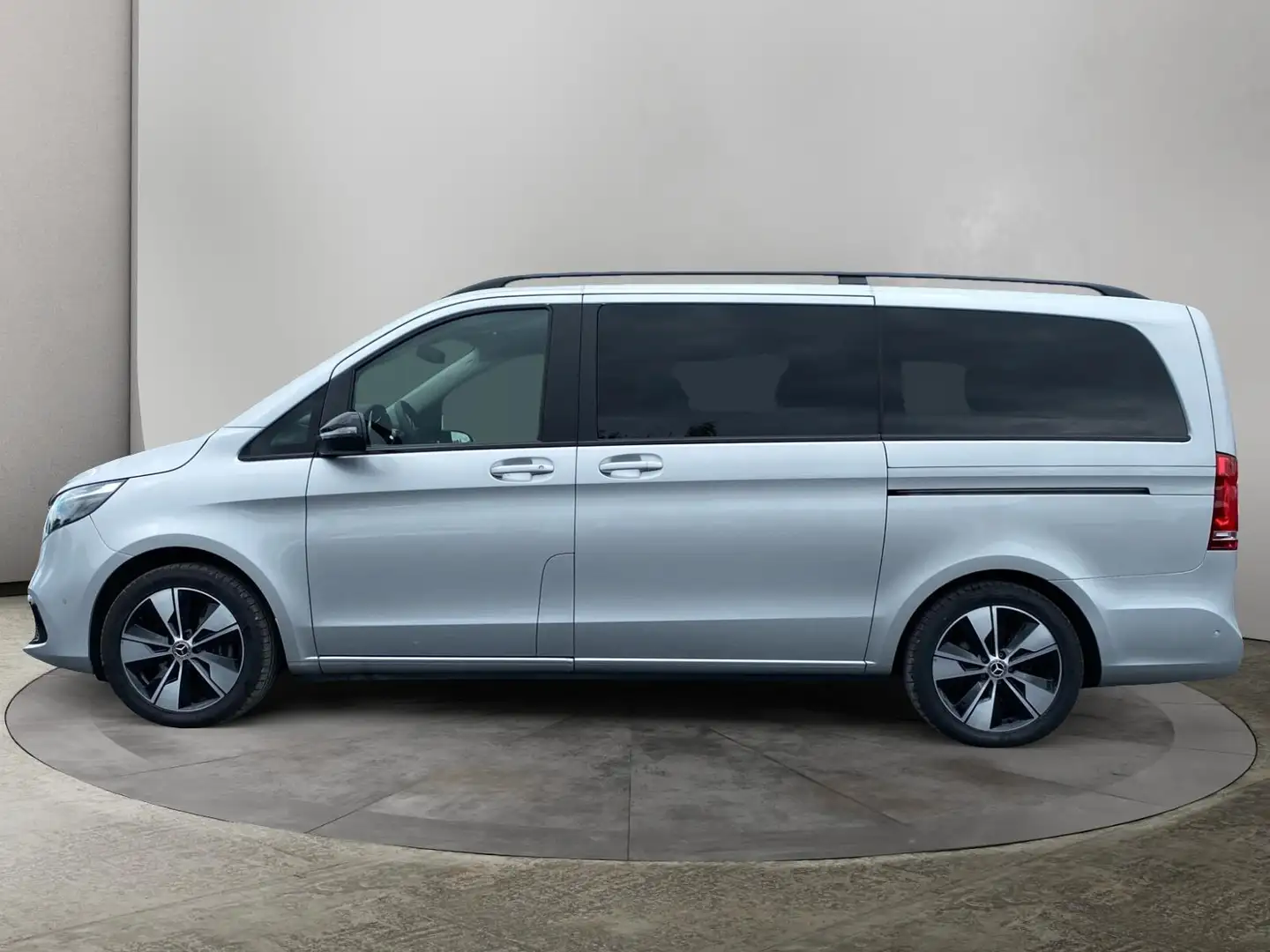 Mercedes-Benz V 220 220d Long Avantgarde Zilver - 2