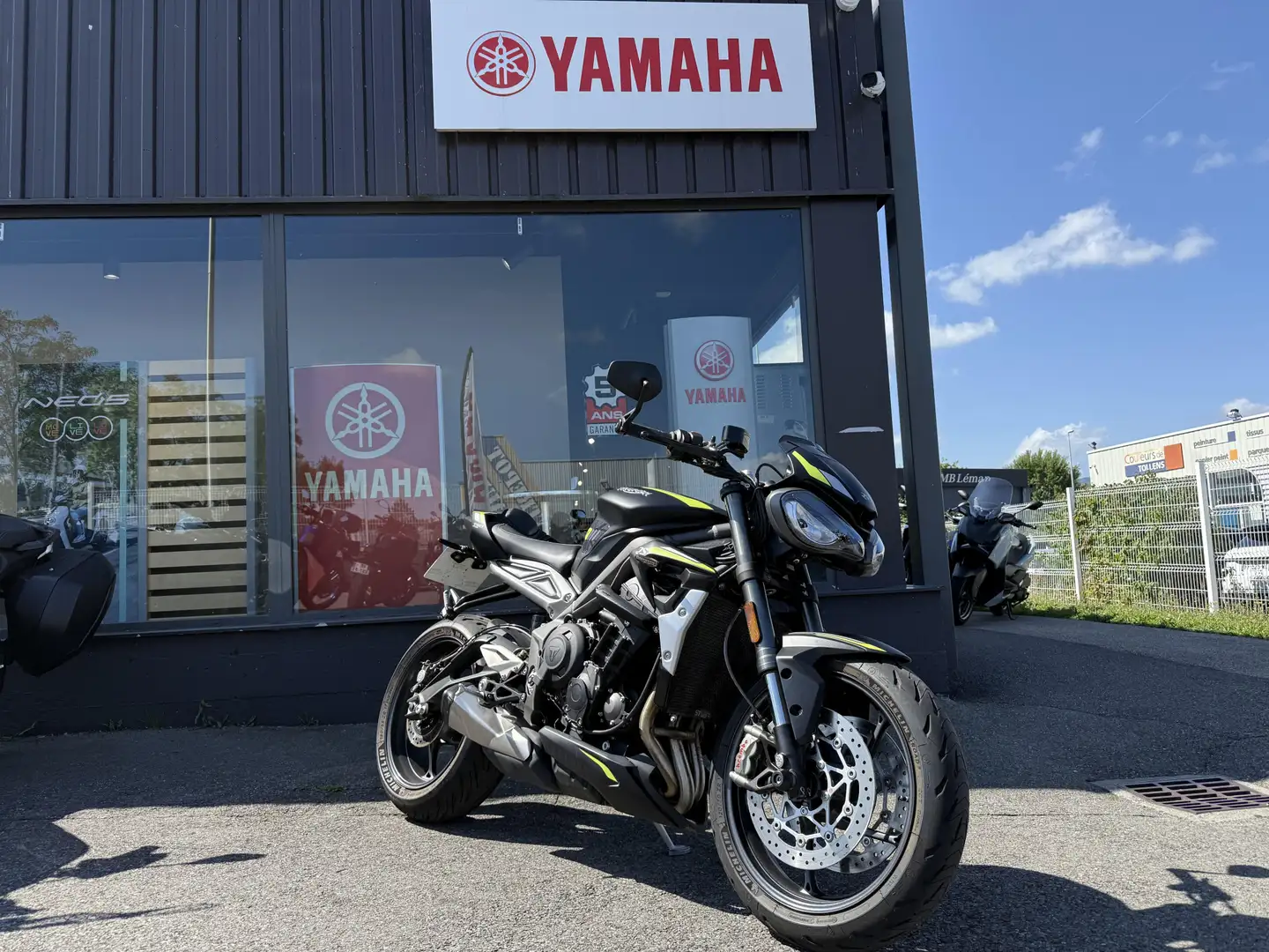 Triumph Street Triple 765 Yellow - 1
