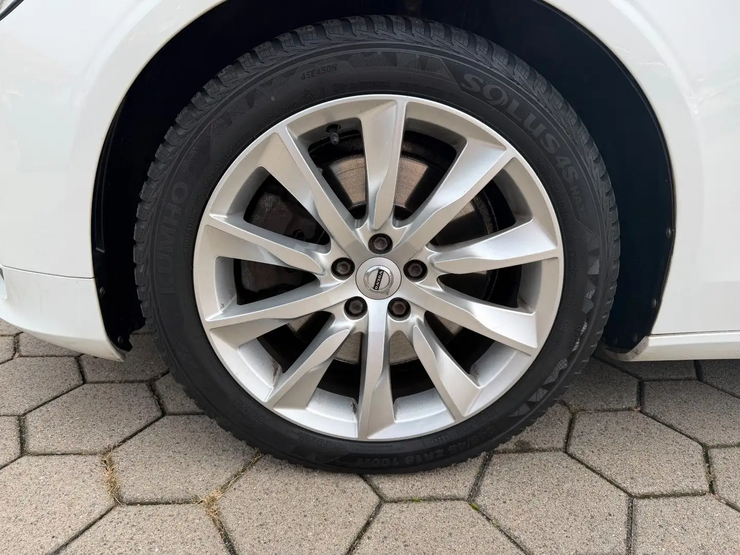 Volvo V90 D5 Kombi Automatik Momentum AWD Blanc - 2