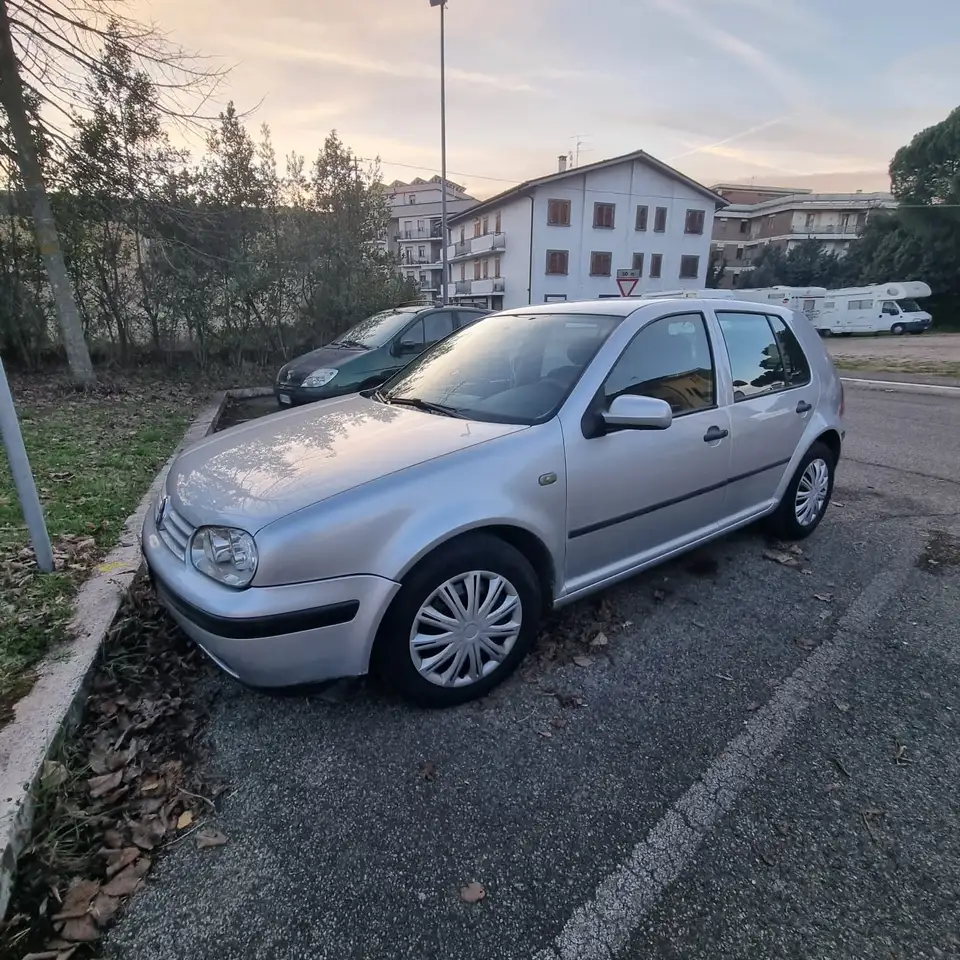 Volkswagen Golf 5p 1.9 tdi Air 90cv, foto 5