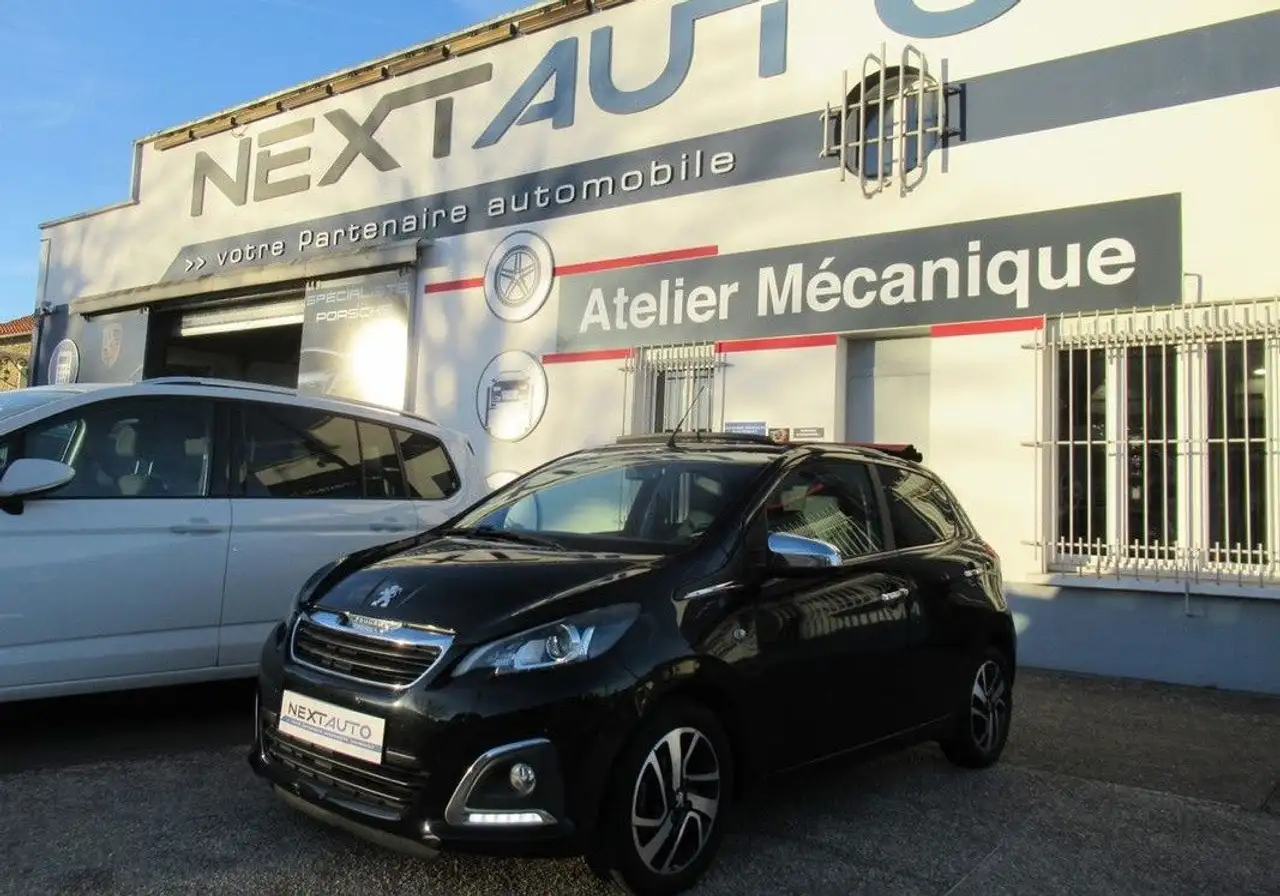 Peugeot 108 1.2 82CH ALLURE TOP 5P