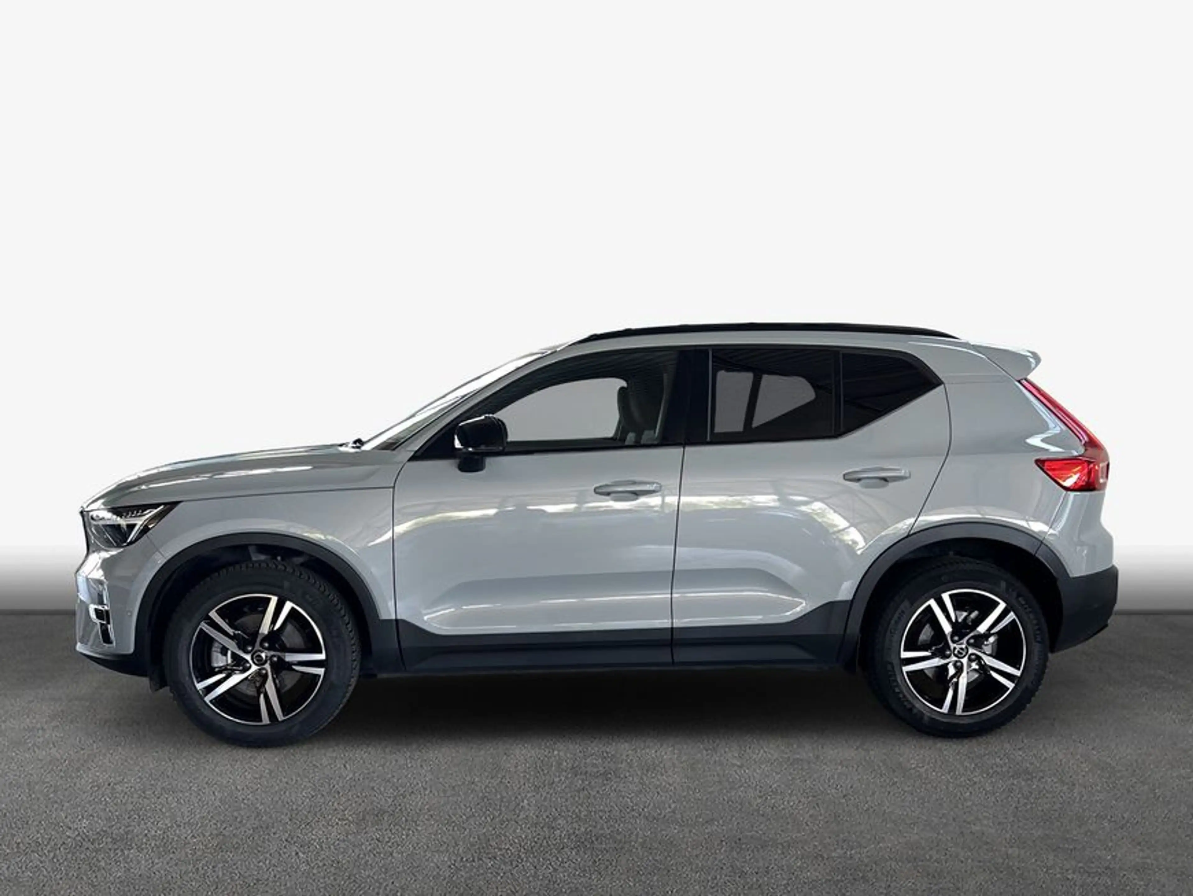 Volvo XC40 XC40 B4 B DKG Plus Dark — photo 4
