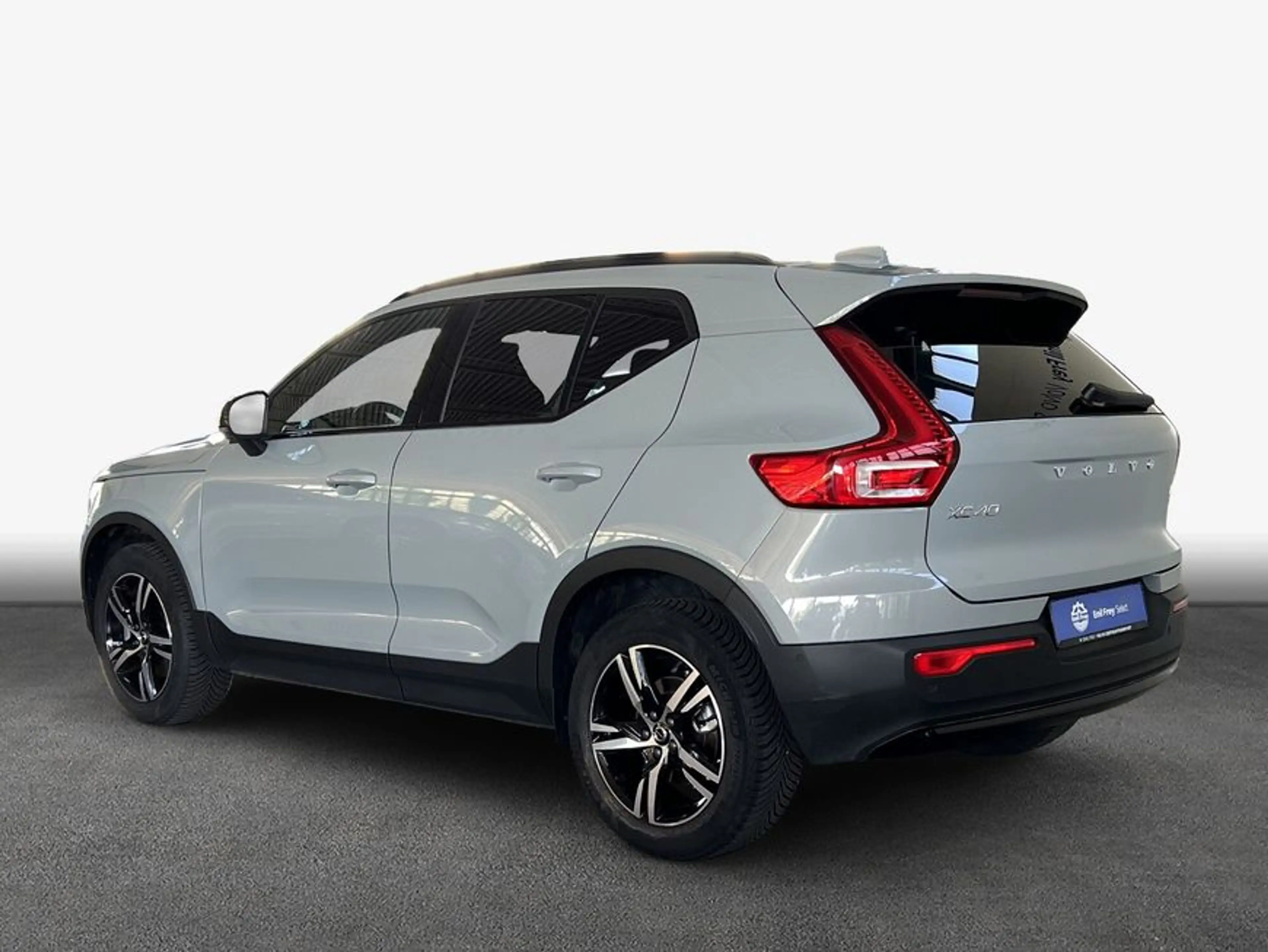 Volvo XC40 XC40 B4 B DKG Plus Dark — photo 2