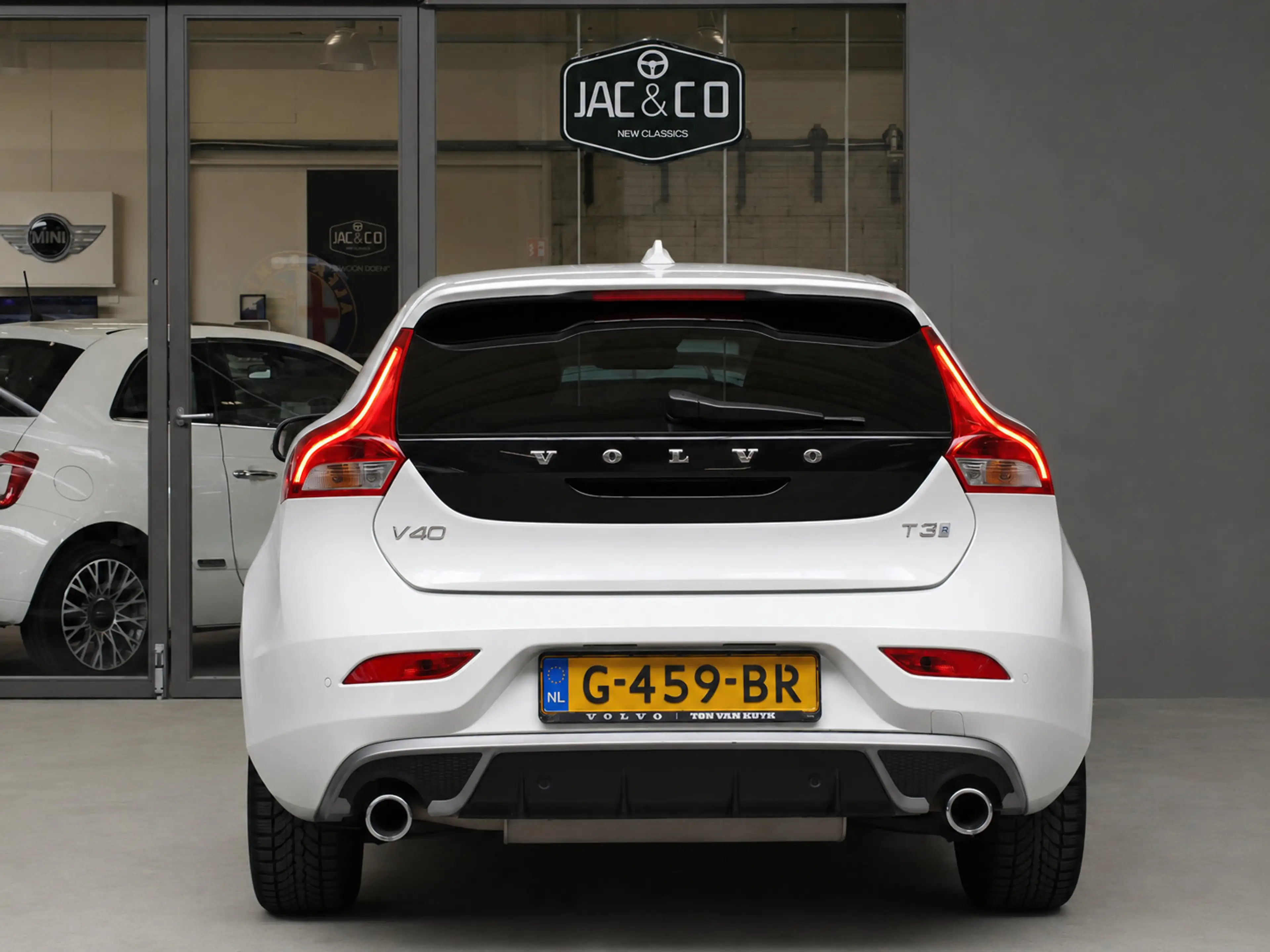 Volvo V40 1.5 T3 Polar+ Sport-Harman Kardon — photo 10