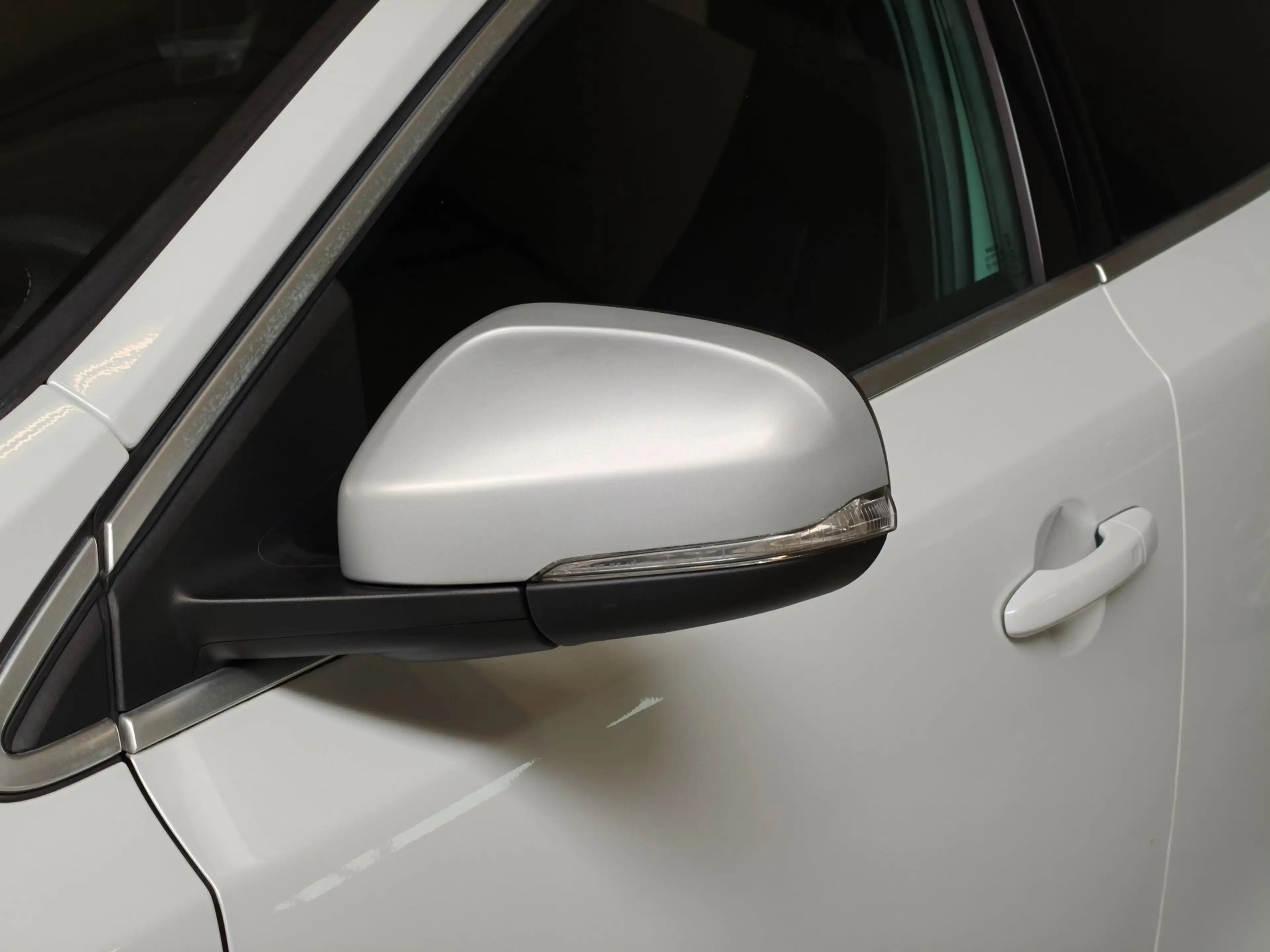 Volvo V40 1.5 T3 Polar+ Sport-Harman Kardon — photo 14