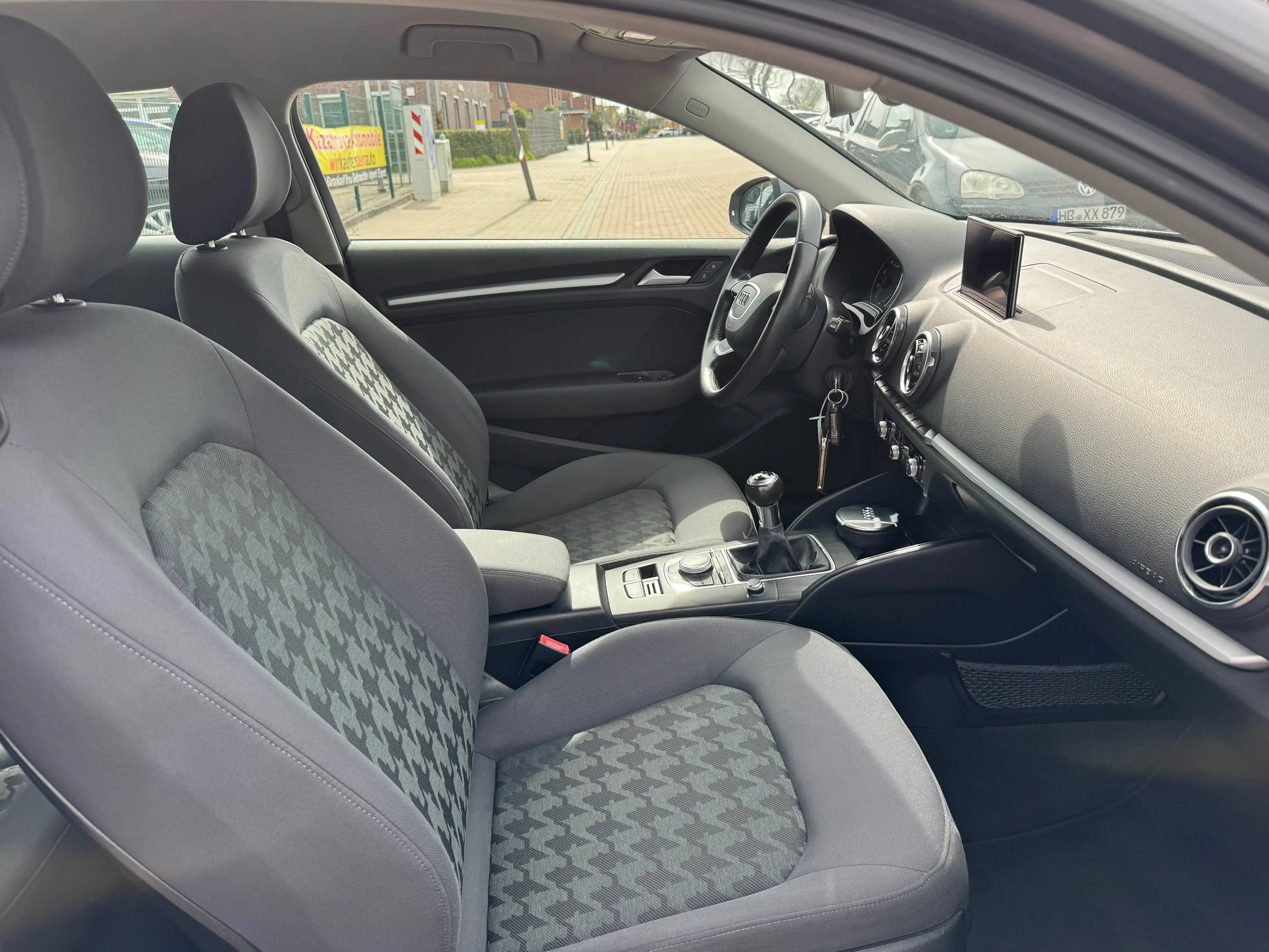Audi A3 attraction-NAV+PDC+Shzg.. — photo 6