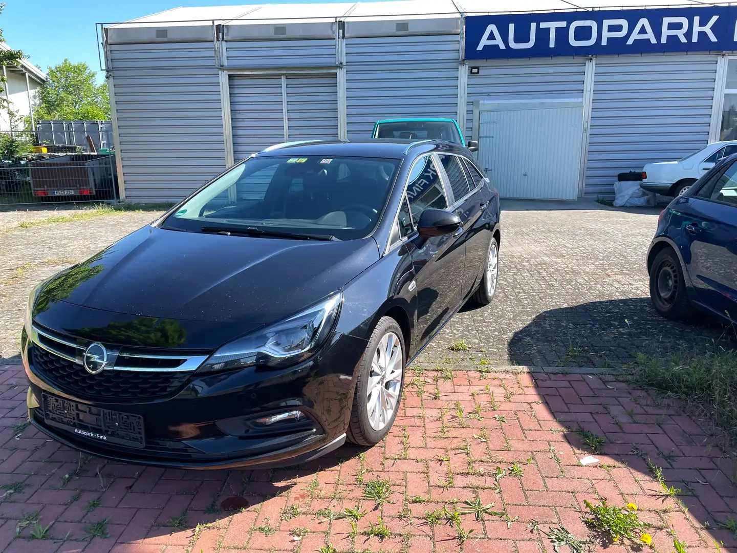 Opel Astra Business Start/Stop 1.Hand mit Scheckheft Schwarz - 1