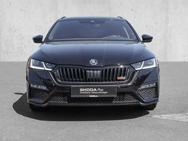 Skoda Octavia view 3