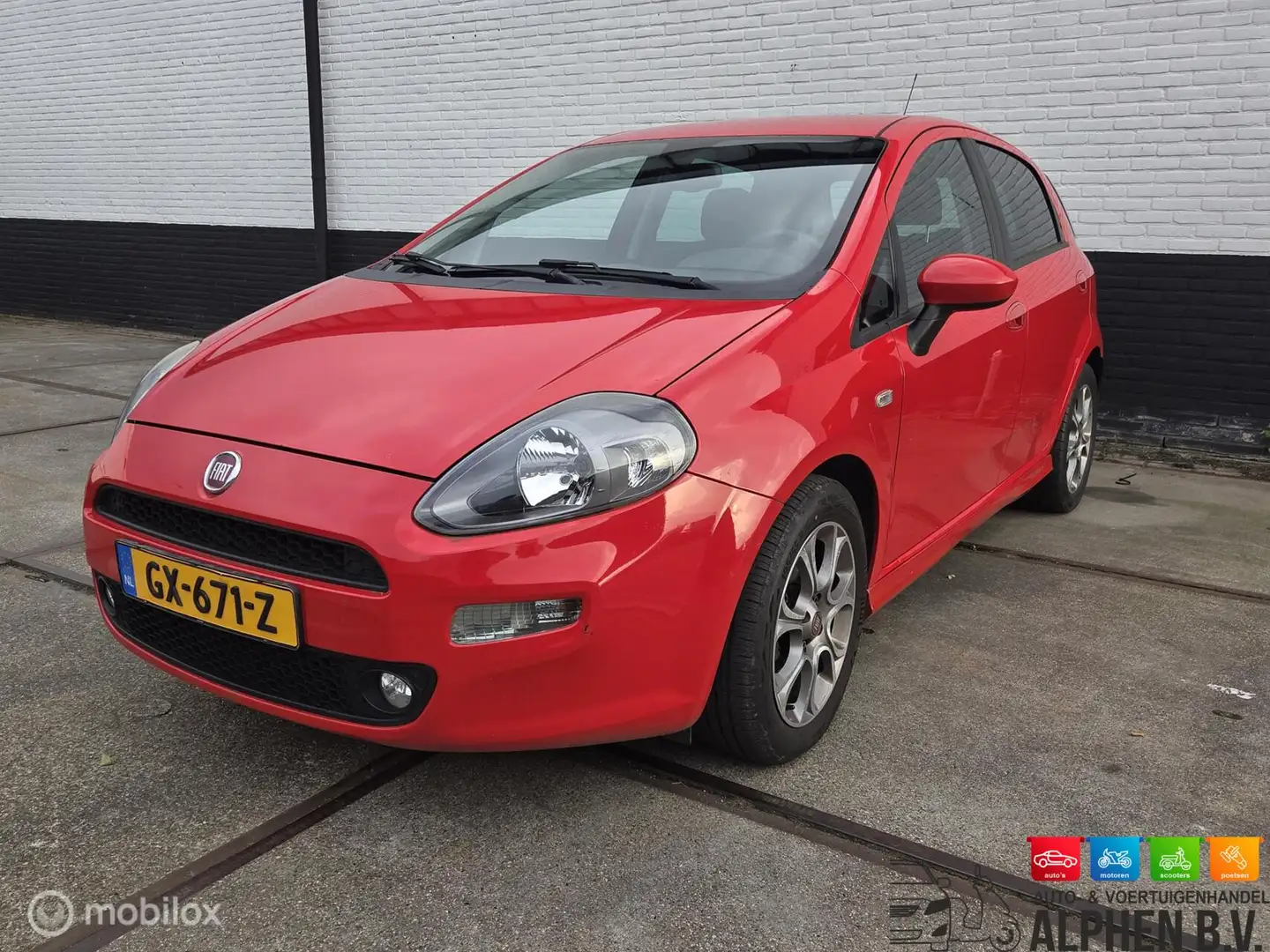 Fiat Punto Evo 0.9 TwinAir Lounge - Airco - Nap - Rood - 1
