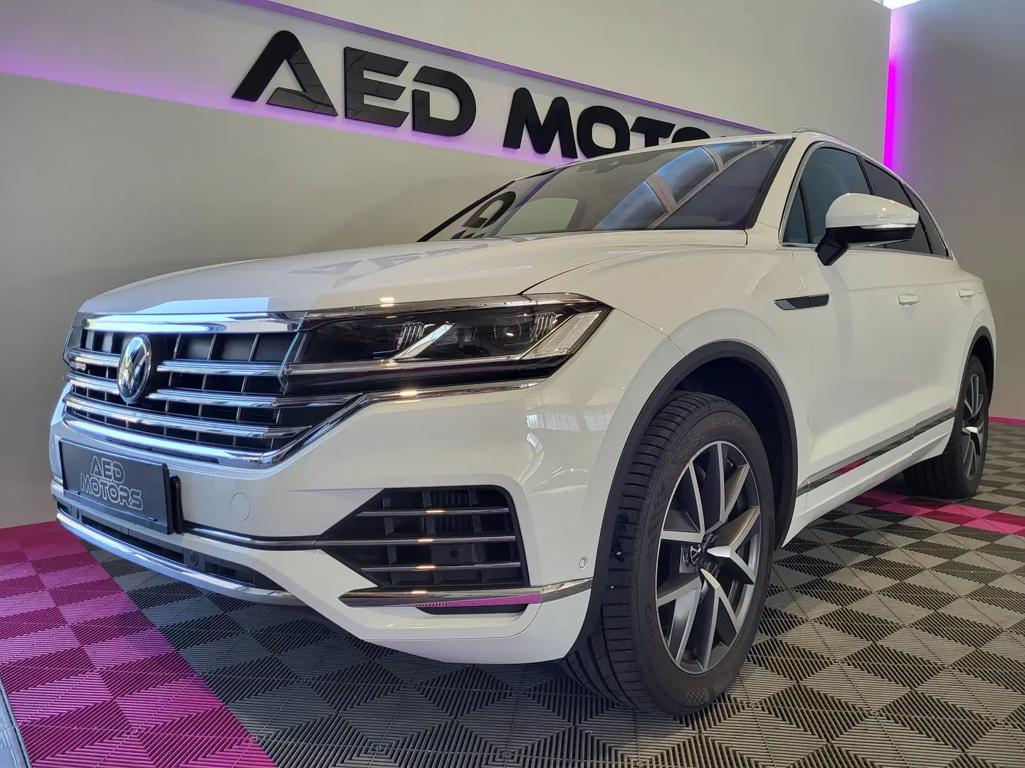 Volkswagen Touareg Atmosphere 4Motion eHybrid Bianco - 1
