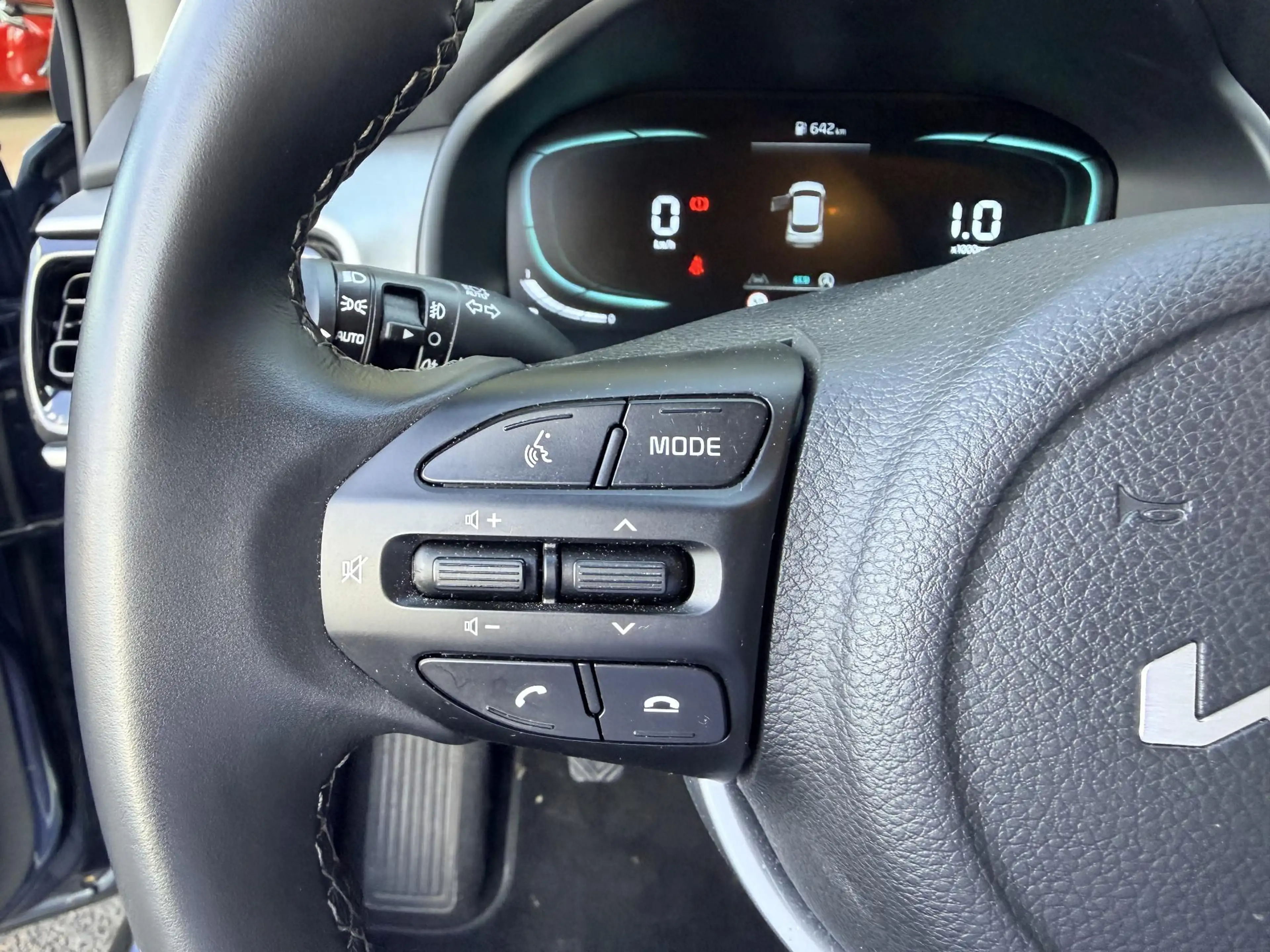 Kia Stonic 1.0 T-GDi MHEV DynamicLine | Climate Control | Nav — photo 13