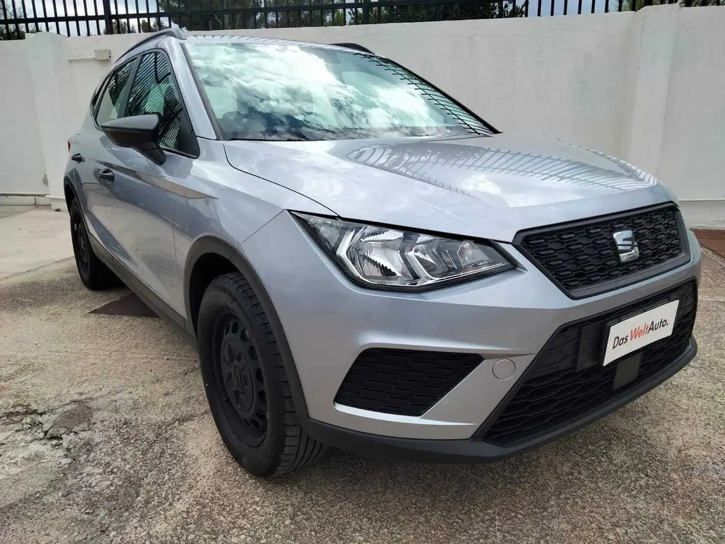 SEAT Arona 1.6 TDI 95 CV Reference Argento - 1