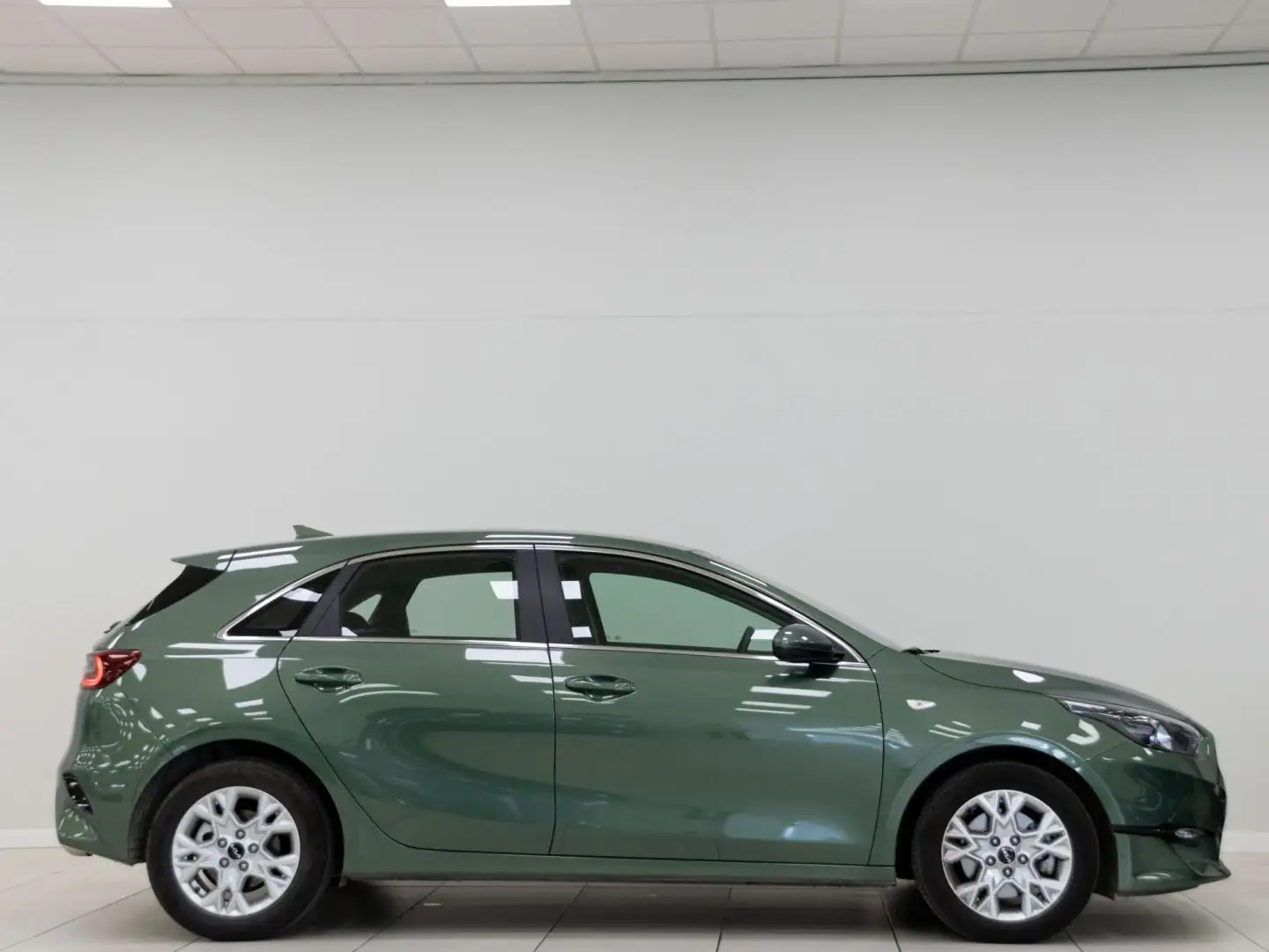 Kia Ceed / cee'd 1.0 T-GDI Drive 100 Vert - 2