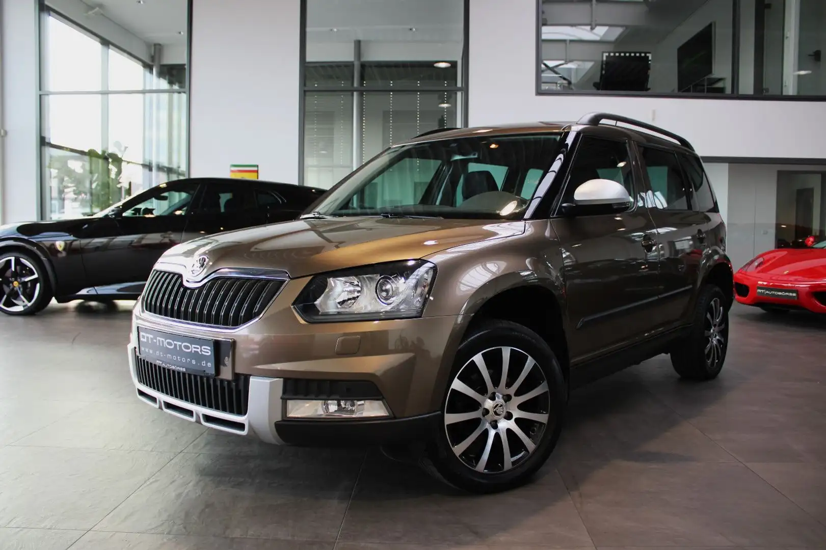 Skoda Yeti 1.4 TSI ELEGANCE *OUTDOOR* + AHK + 1.HAND! Braun - 1