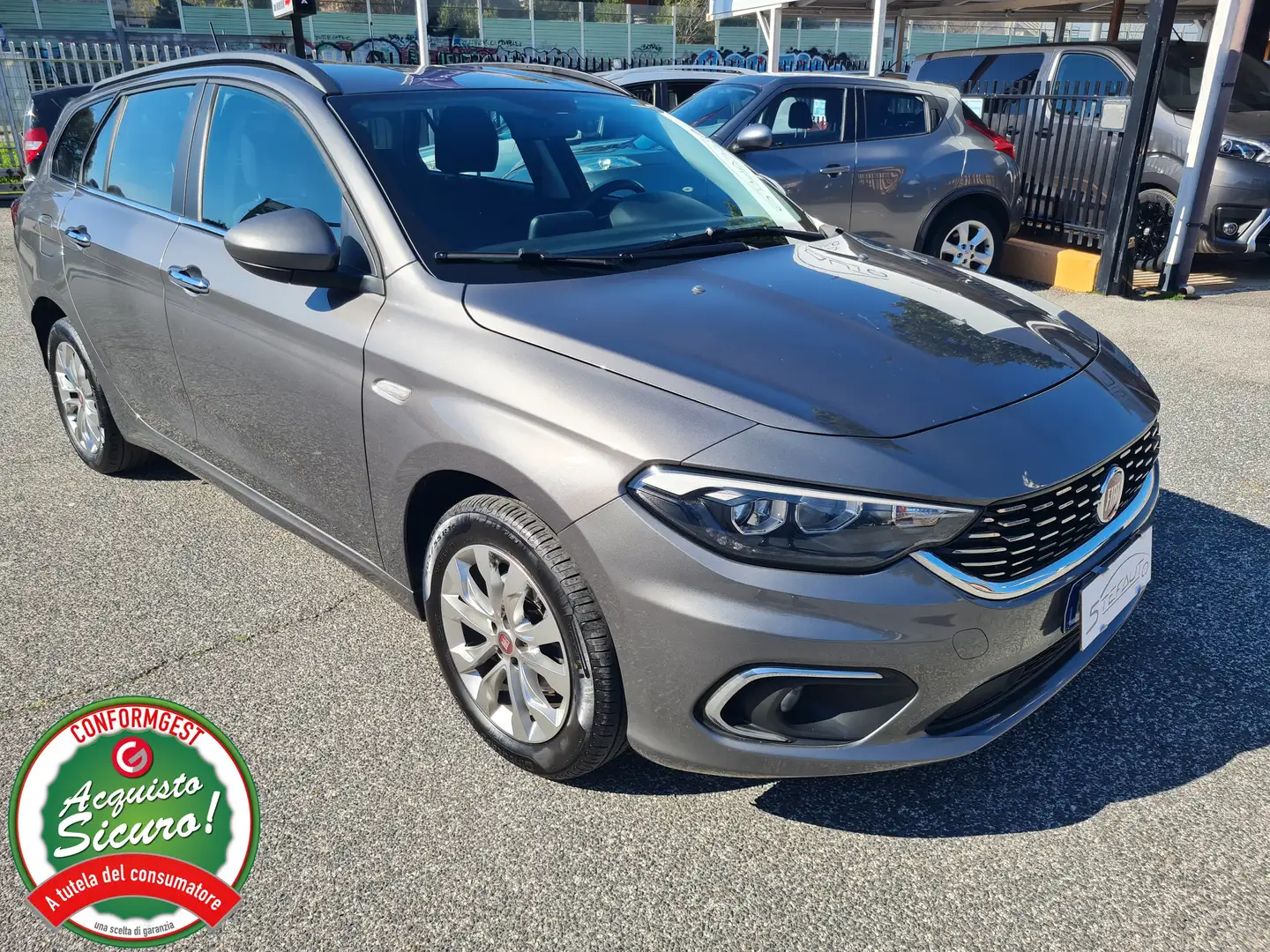 Fiat Tipo SW 1.6 mjt *AUTOM*CARPLAY*TAGLIANDI* Gris - 1