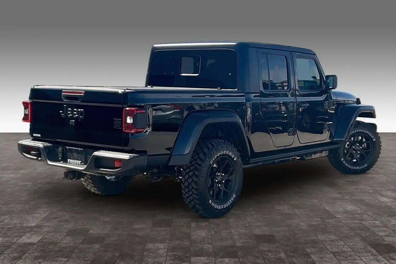 Jeep Gladiator photo Jeep Gladiator