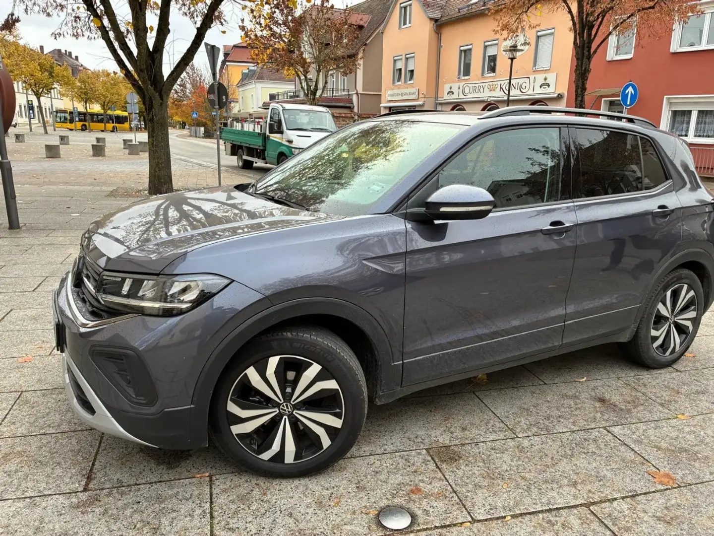 Volkswagen T-Cross LIFE IQ.DRIVE 1.5TSI 150PS DSG AHK+KAMERA+LED+KEYL Grau - 2