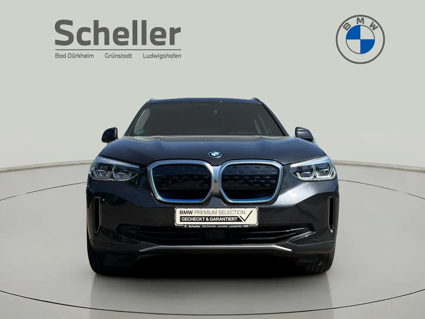 BMW iX3 Impressive Grau - 2