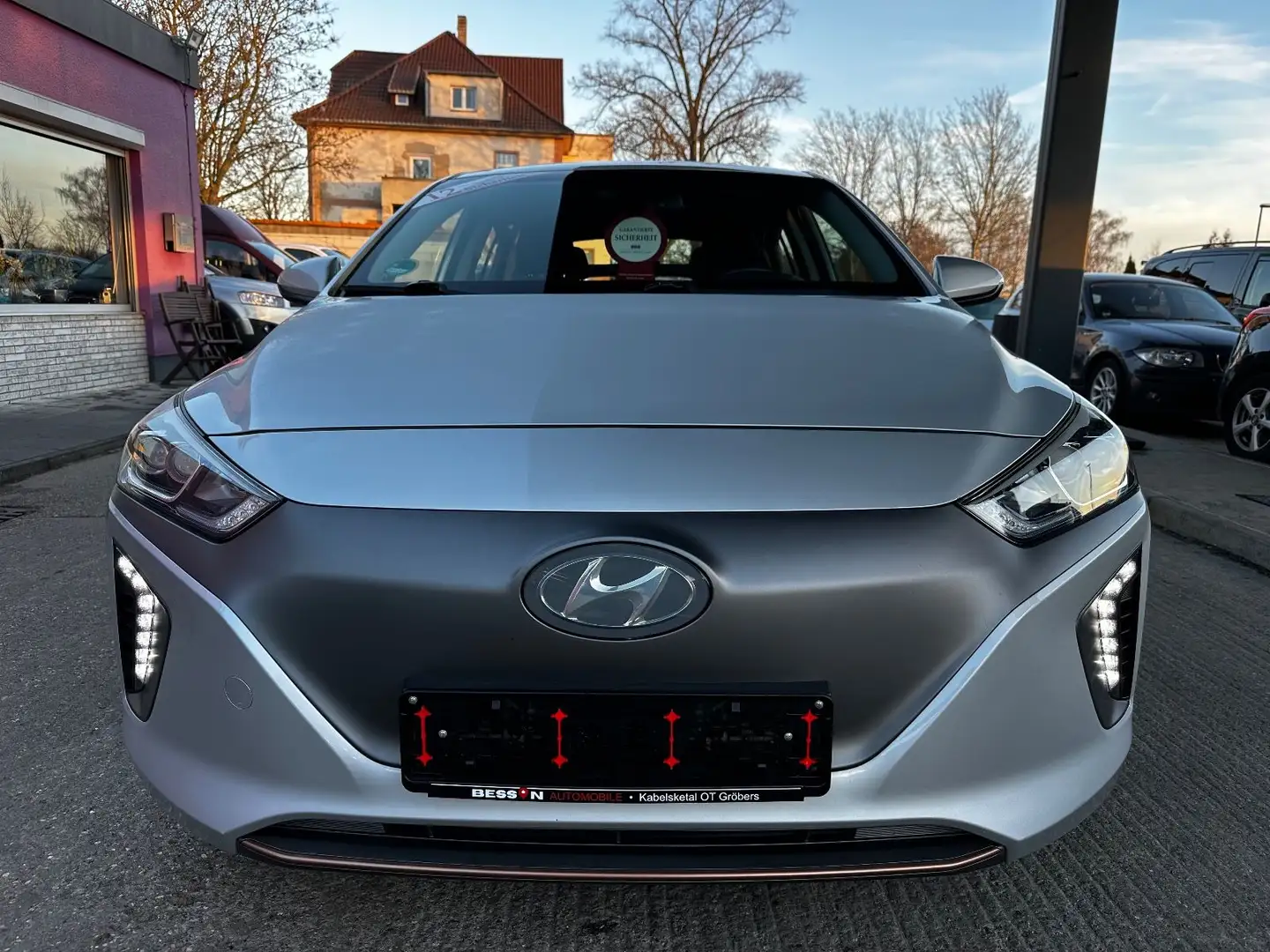 Hyundai IONIQ Ioniq Style Elektro "1 Hand"HU Neu" Silber - 2