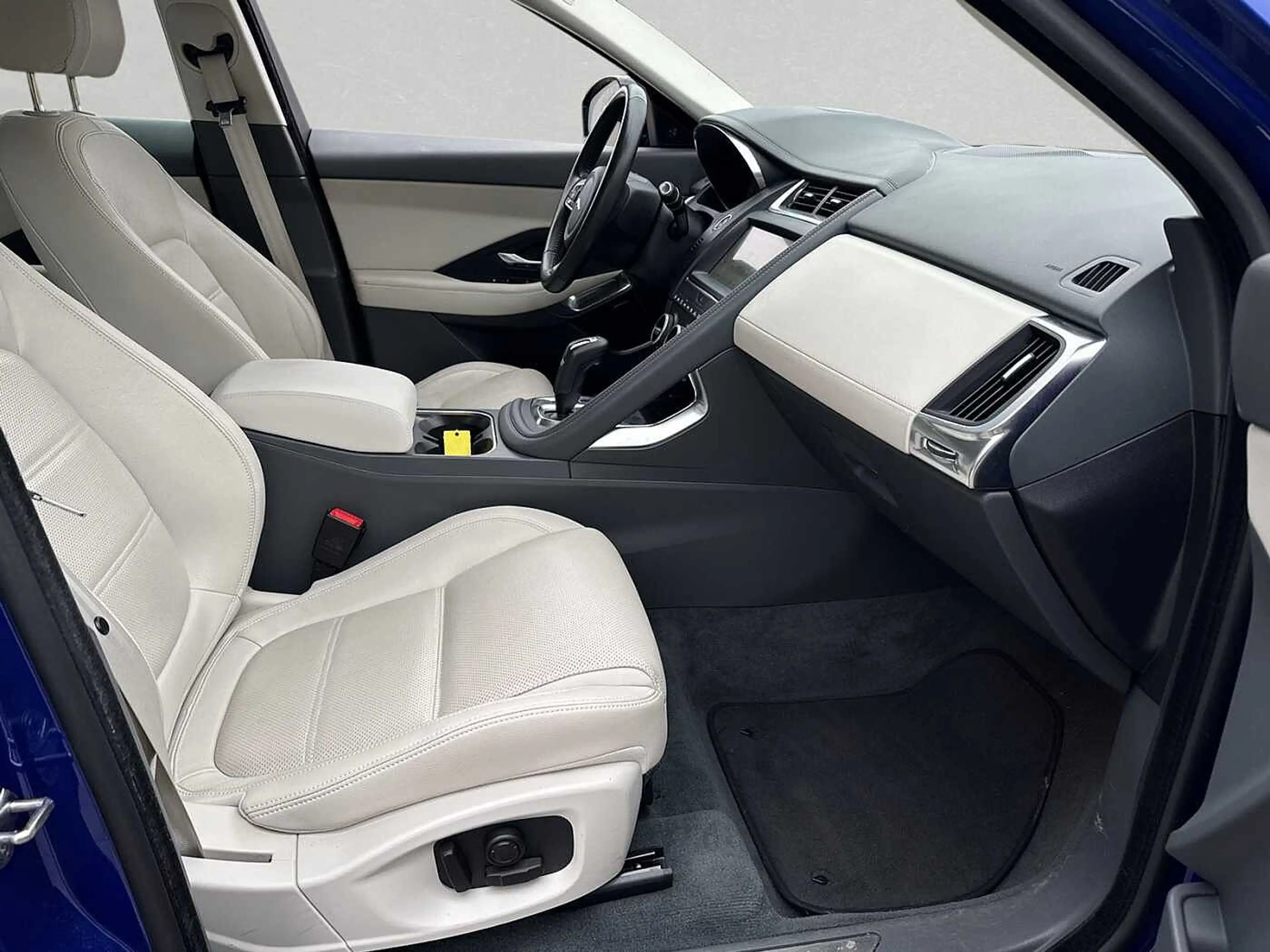 Jaguar E-Pace Diesel D150 AWD Aut. S — photo 3