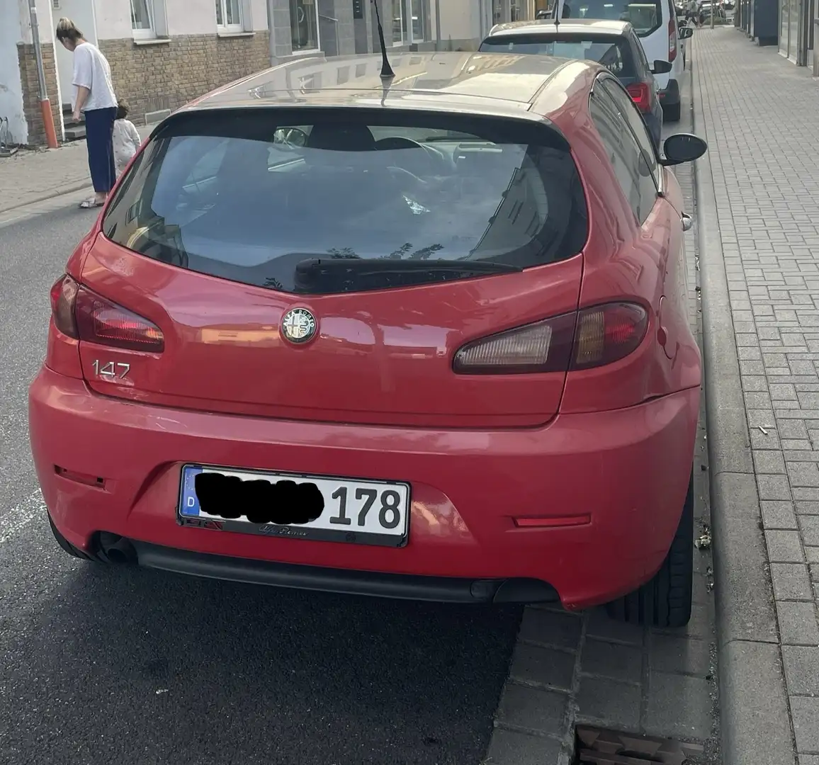 Alfa Romeo 147 1.6 TS 16V Rouge - 2