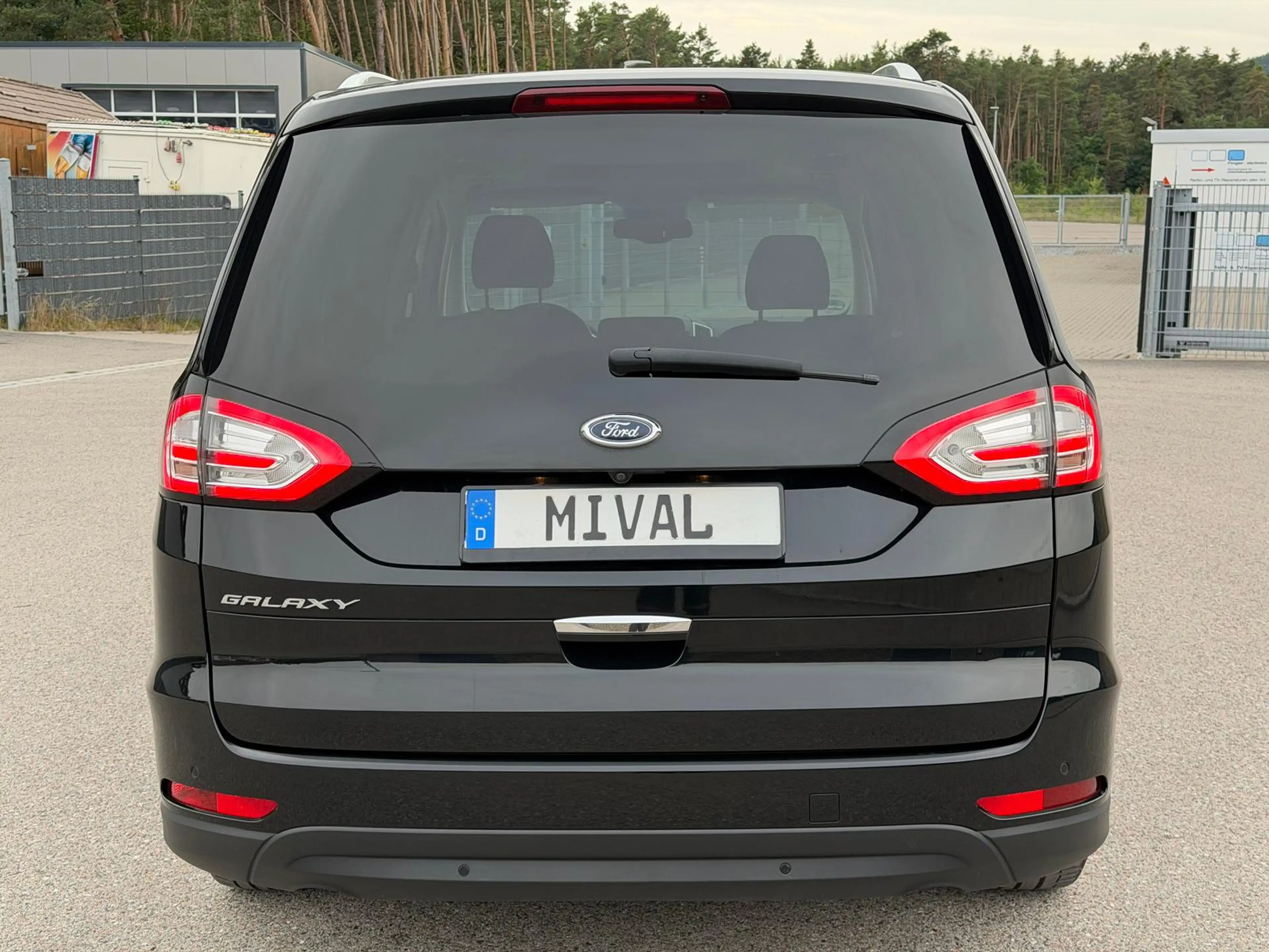 Ford Galaxy 2.0 EcoBlue Titanium/7Sitzer/Kamera/LED — photo 6