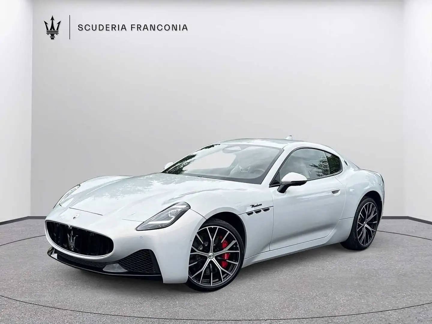Maserati GranTurismo Modena Grijs - 1