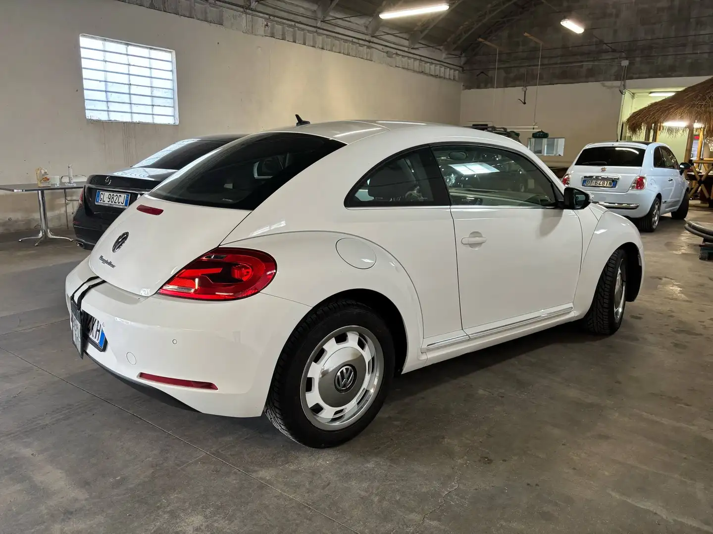 Volkswagen Maggiolino 1.6 tdi Design 105cv - 1