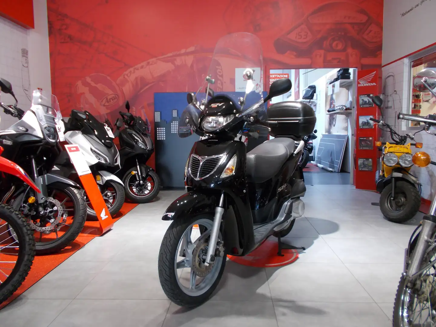 Honda SH 150 Nero - 2