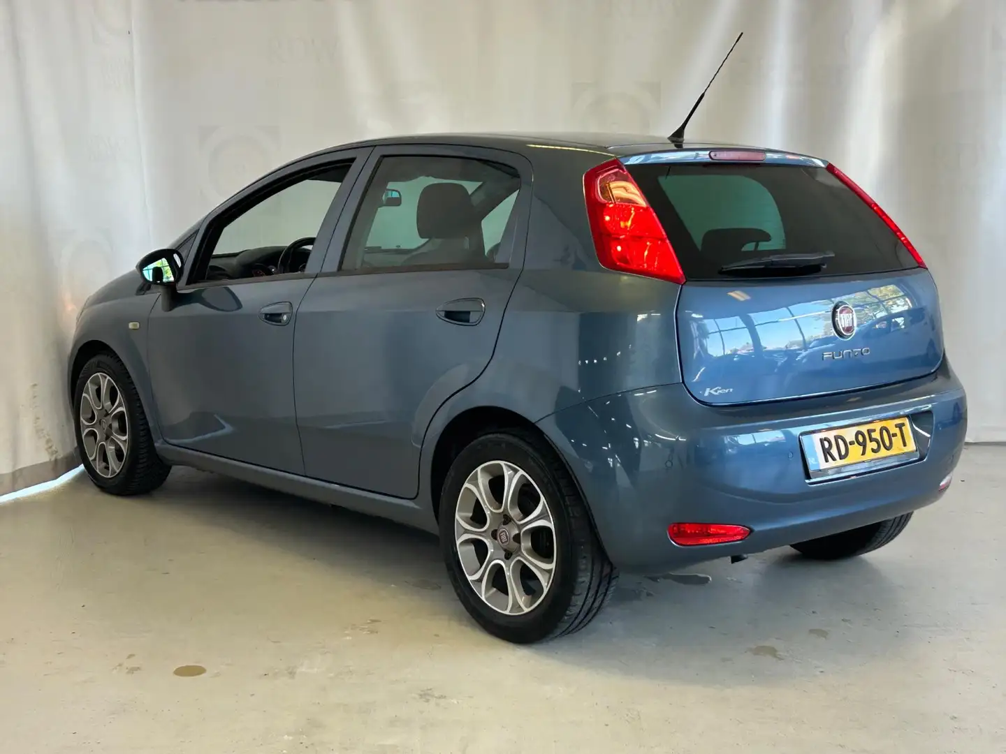 Fiat Punto Evo 0.9 TwinAir Sempre|1E EIG|NAP|AIRCO|NAVI|ELEK RAME Blauw - 2
