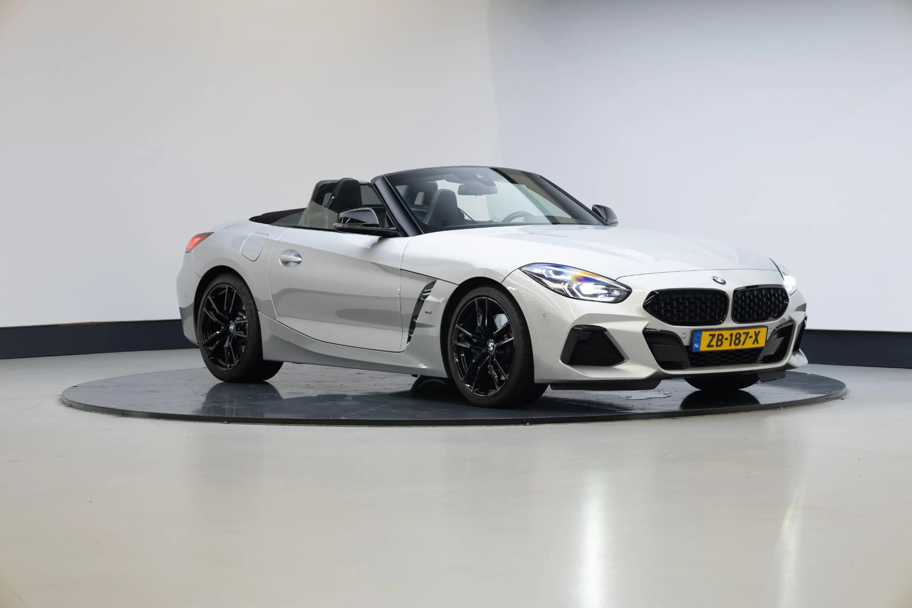 BMW Z4 Roadster sDrive30i High Executive Edition — photo 4