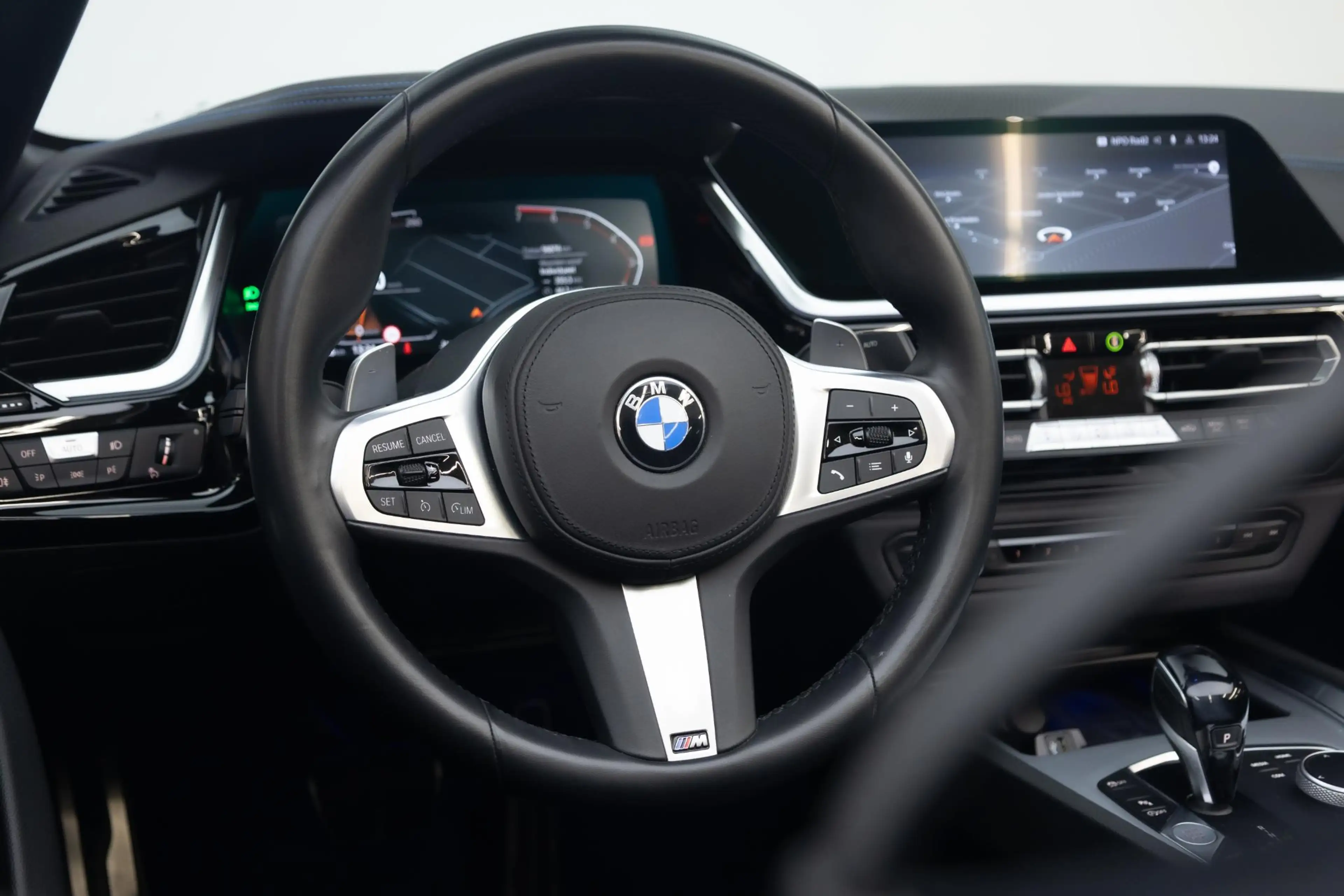 BMW Z4 Roadster sDrive30i High Executive Edition — photo 11