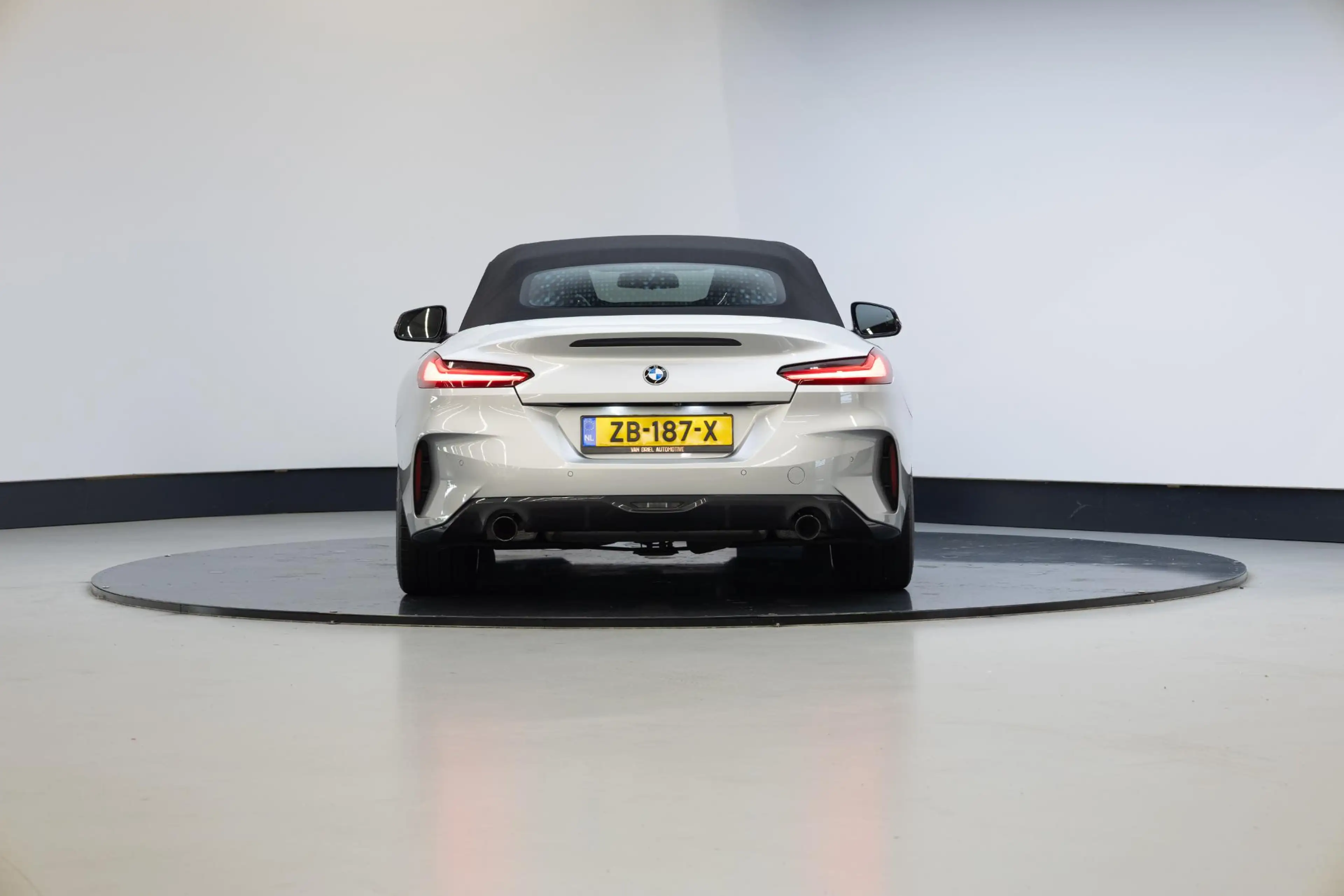 BMW Z4 Roadster sDrive30i High Executive Edition — photo 30