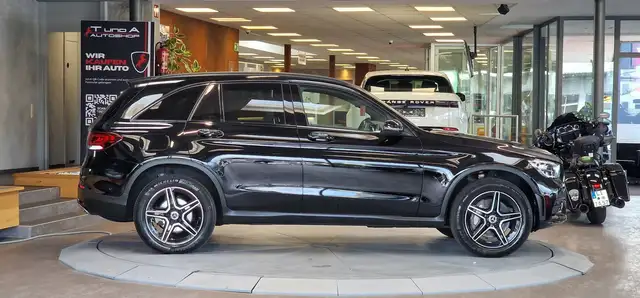 Mercedes-Benz GLC view 5