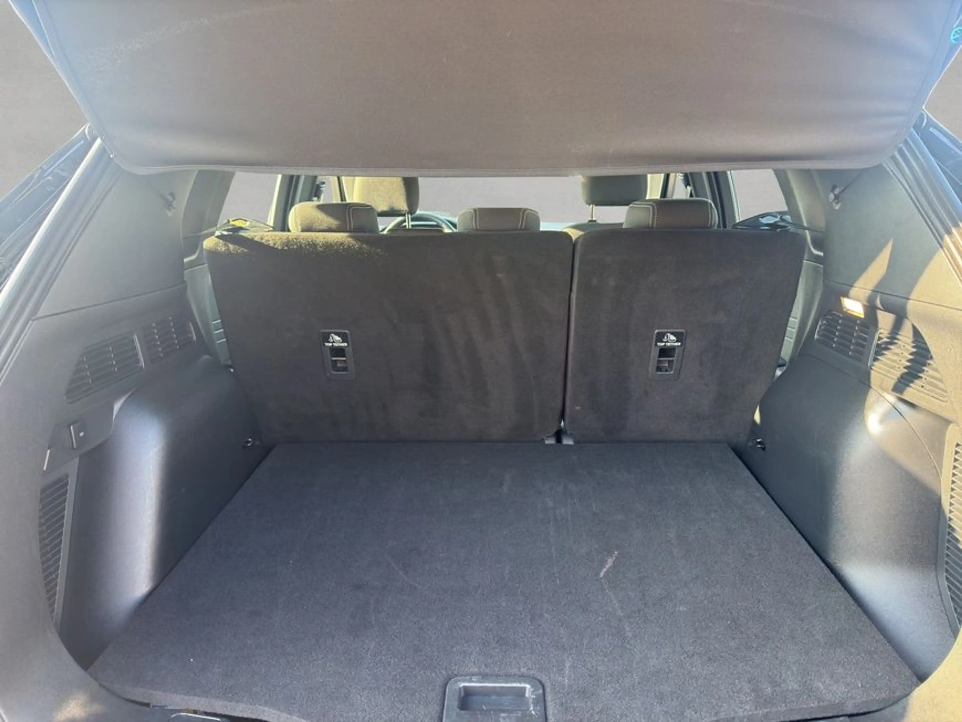 Ford Kuga KUGA 2.5 DURATEC PHEV TITANIUM UVP: 47.090,00 — photo 6